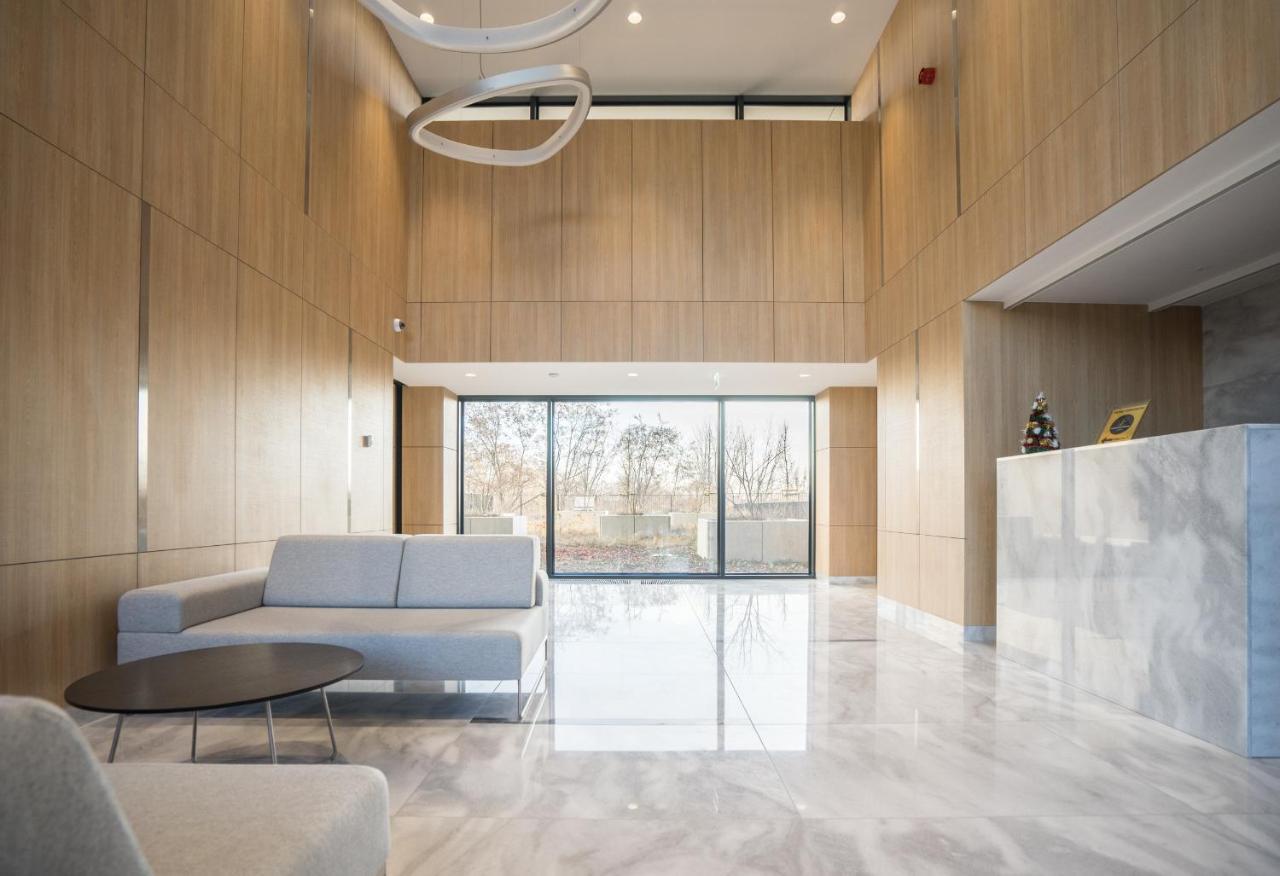 Bizapartments - Modern Flats With Parking วอร์ซอ ภายนอก รูปภาพ