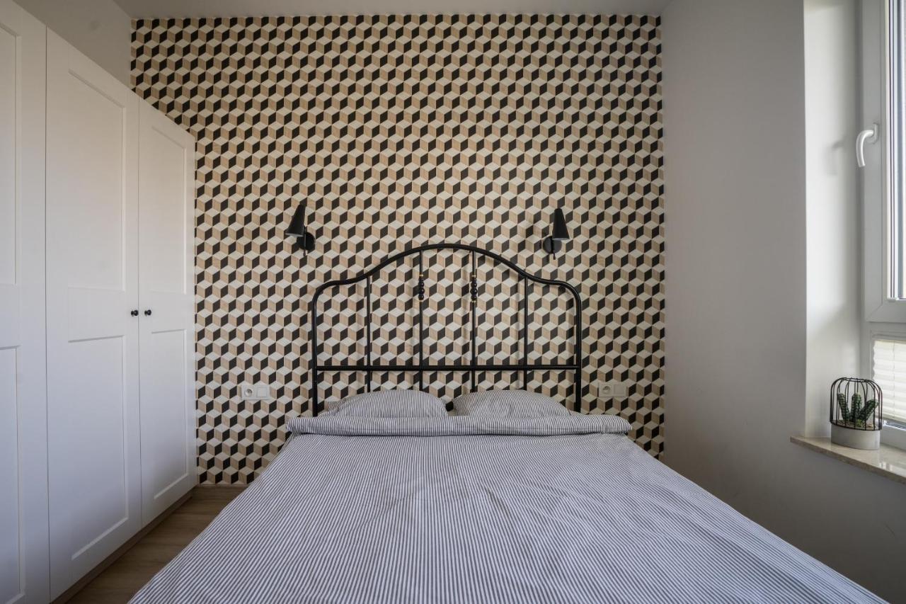 Bizapartments - Modern Flats With Parking วอร์ซอ ภายนอก รูปภาพ