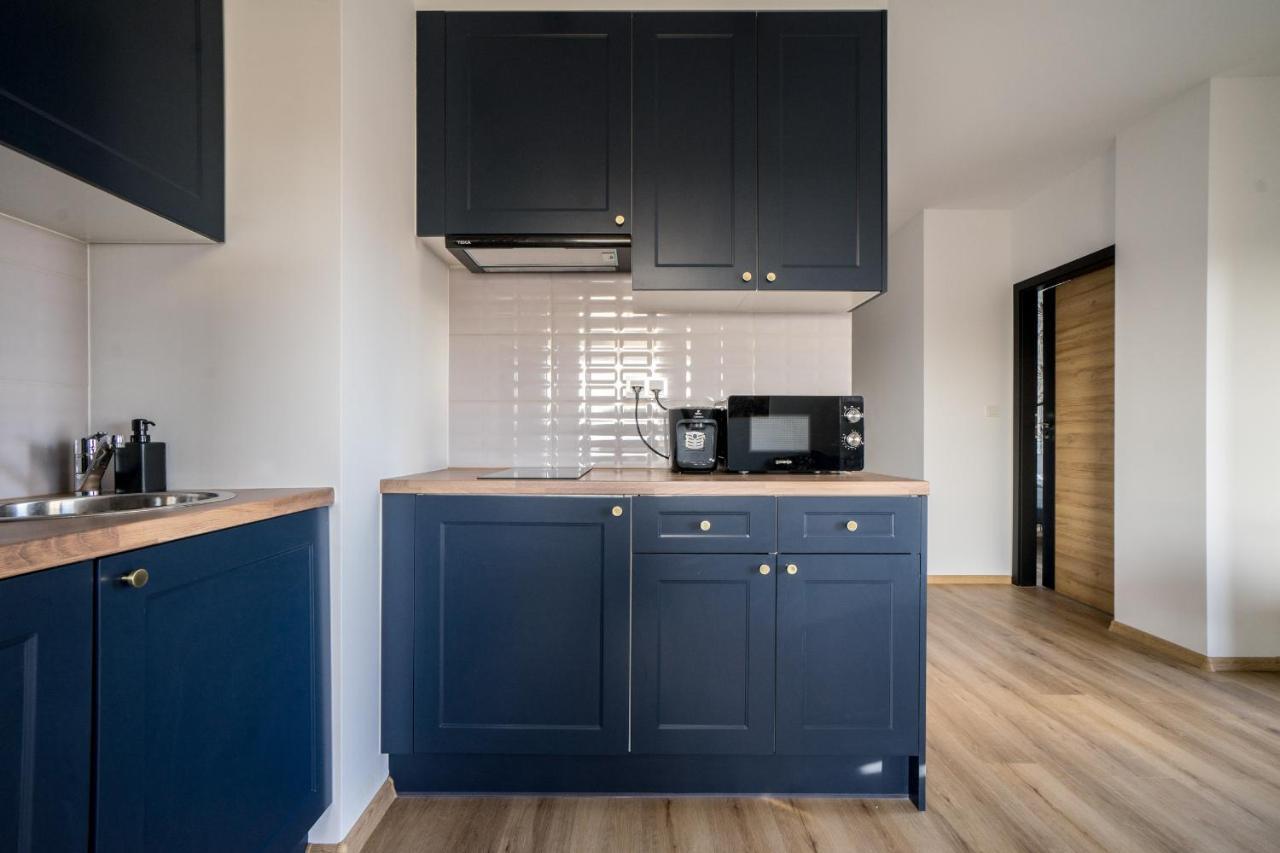 Bizapartments - Modern Flats With Parking วอร์ซอ ภายนอก รูปภาพ