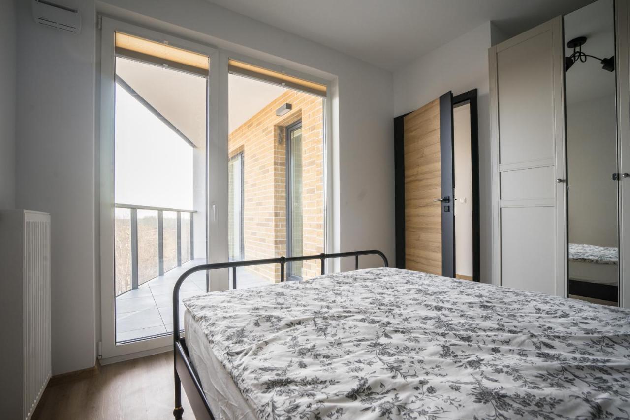 Bizapartments - Modern Flats With Parking วอร์ซอ ภายนอก รูปภาพ