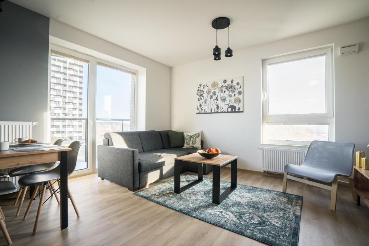 Bizapartments - Modern Flats With Parking วอร์ซอ ภายนอก รูปภาพ