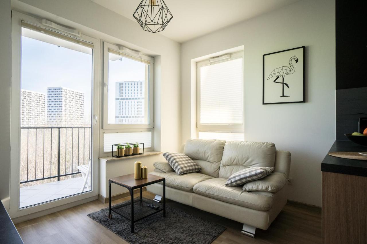 Bizapartments - Modern Flats With Parking วอร์ซอ ภายนอก รูปภาพ