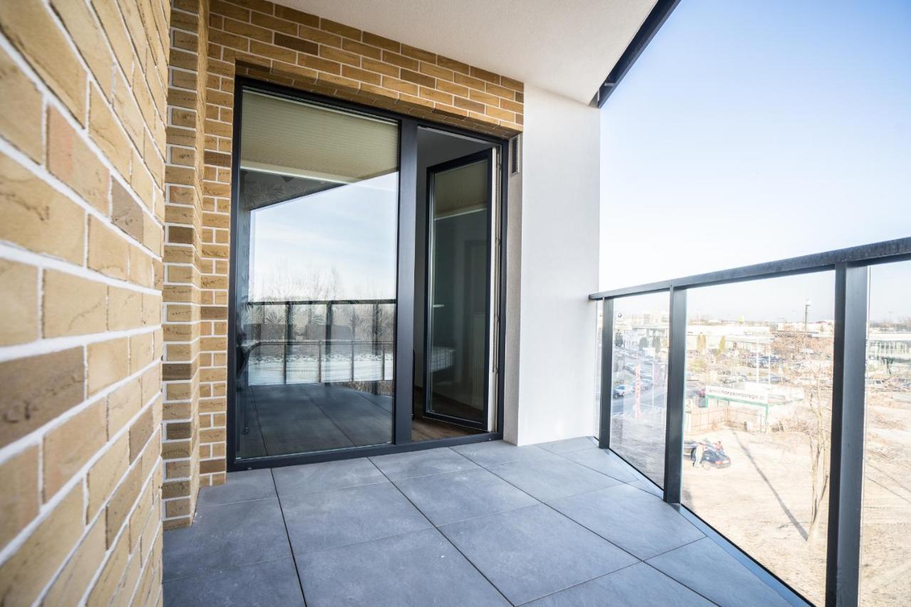 Bizapartments - Modern Flats With Parking วอร์ซอ ภายนอก รูปภาพ