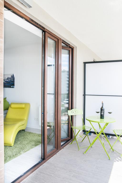 Bizapartments - Modern Flats With Parking วอร์ซอ ห้อง รูปภาพ
